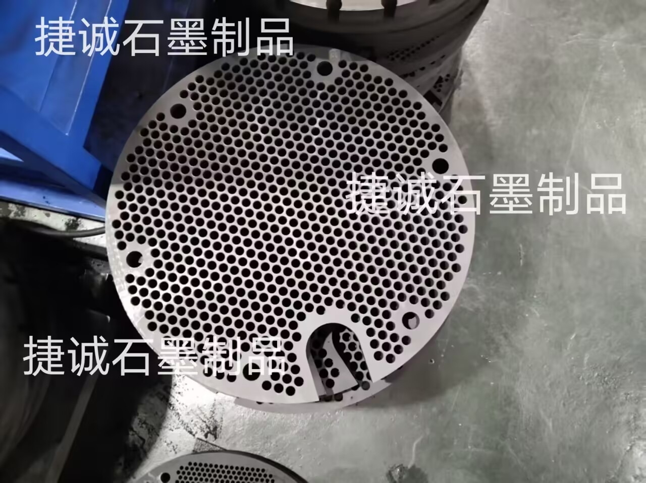 高精純石墨盤，石墨盤，高純石墨盤，石墨盤加工，鐘罩爐燒結(jié)石墨盤，石墨盤加工廠，石墨盤生產(chǎn)廠家